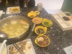 -一席地·本地鸡窝·杭帮鸡火锅(萧山银隆百货店)