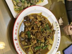 -鲁南仔·滕州炒鸡(经三路店)