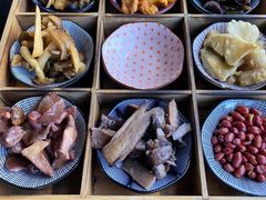 -野菌皇海景野生菌火锅(滨海大道店)