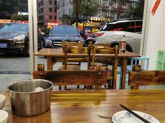 大堂-顺德公平靓正特色牛花粥(花都店)