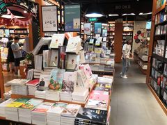 -西西弗书店(城西银泰城店)