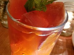 草莓冰茶-ROAST coffee & eatery