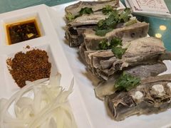 手抓羊排-新疆红柳花餐厅(新洲店)