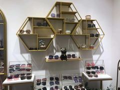 -肆兮眼镜·蔡司·徕卡战略合作店(大坪店)
