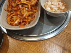 炒鱿鱼-包装马车·韩国料理·포장마차