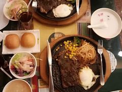 -豪享来牛排·中西简餐(黄河路店)