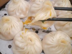 -馋三尺蟹粉小笼(人民广场店)