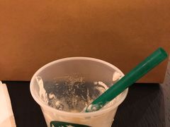 -星巴克(广州中华广场B1层店)