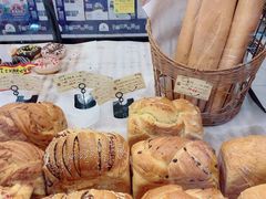 -光明牛奶棚(南泉店)