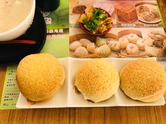 酥皮焗叉烧包-添好运点心专门店(深水埗店)