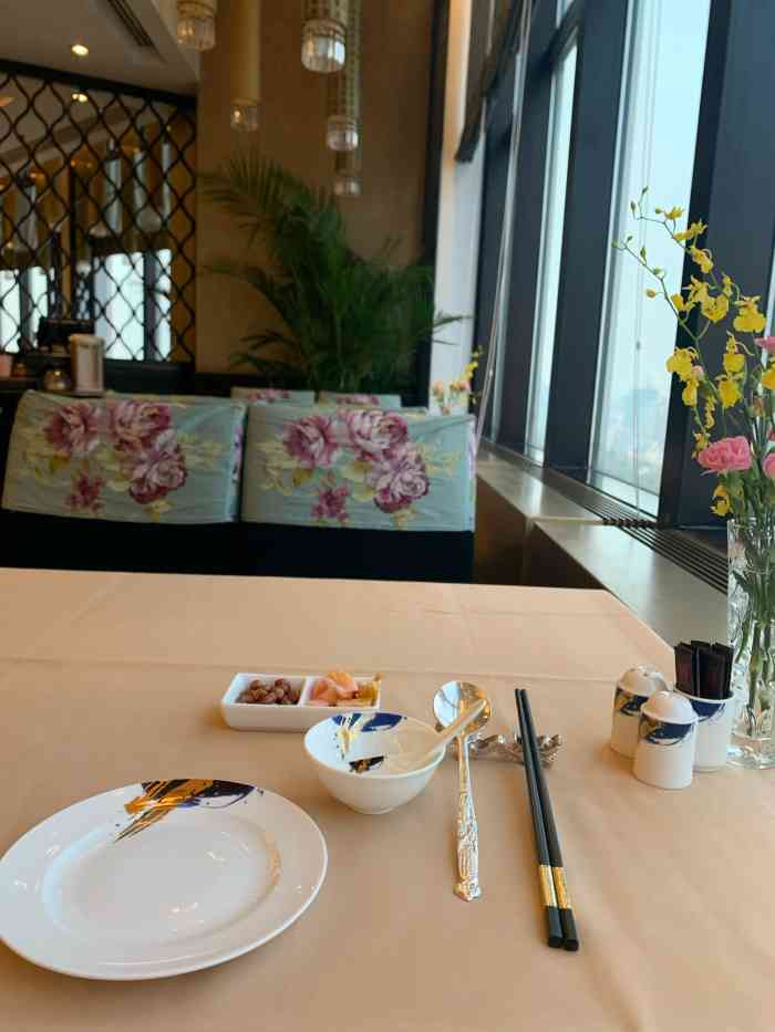 北京长城饭店-21层中餐厅-"来长城住店或者亮马桥附近中午来这吃饭,绝