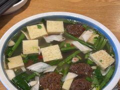 -金莹丸子汤清真(朝外SOHO店)