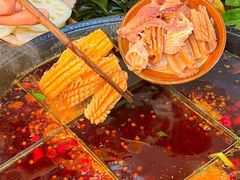 -重庆川渝肥妹火锅