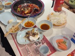 -何师傅美蛙鱼头(汉街店)
