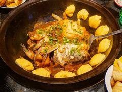 -鱼窝棚柴火铁锅炖(富山屯店)