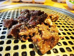 -唯成•韩国炭火烤肉 유성고기