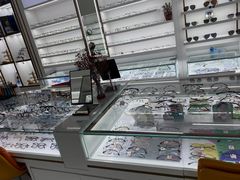 -精视达眼镜•专业儿童配镜中心(学府大道店)