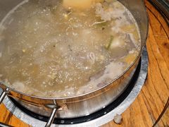 -亮欢寨酸汤鱼(沙冲路店)