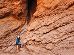 -天山神秘大峡谷