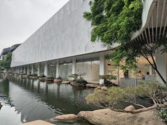 -罗红摄影艺术馆