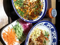 -陕味食族油泼面(工商大学店)