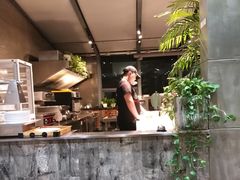 -HIGH FIVE哈福手工汉堡(桂林路店)