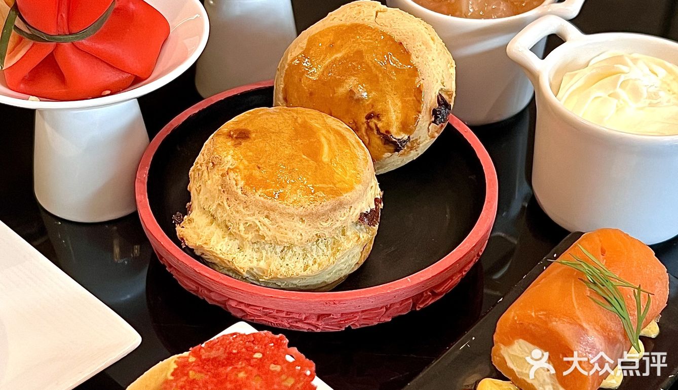 希尔顿下午茶| 故宫以东 越热越心动! 