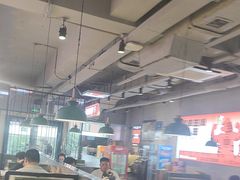 -佰人王串串香火锅(洋珠巷店)