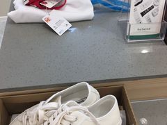 -hotwind热风(中贸广场店)