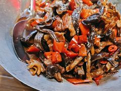 -黄泥岗·地道湖北菜(奥特莱斯店)