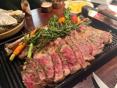 澳洲安格斯战斧牛排-普朗姆生蚝吧(原建国路店)