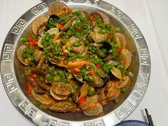 香辣醉八仙-必点海鲜·海肠捞饭·鲅鱼水饺(滨江道店)