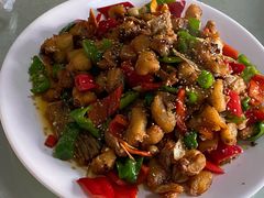 爆炒野生狗鱼块-煲来饱去冷水鱼