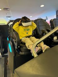 -Fang Fang Monkey·方方猴(国瑞购物中心店)