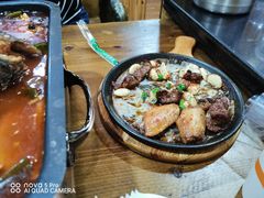 -老东镇啤酒屋海鲜加工·蒸汽海鲜·海鲜烧烤(台东店)