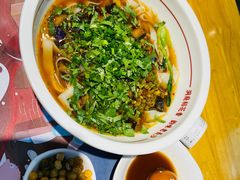 辣肉茄丁米粉-呷佬·长沙手工米粉(金沙江路店)