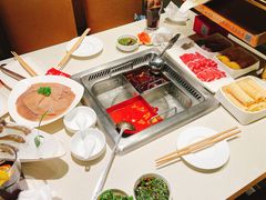 -海底捞火锅鲜切牛肉主题店(长寿路店)