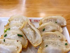 -小姜锅贴(凤凰街店)