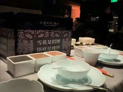 -左庭右院鲜牛肉火锅黑金店(陆家嘴中心店)