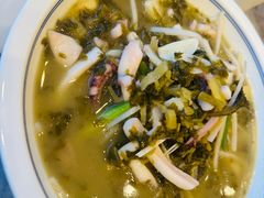 -侬佳蒸菜馆(听潮店)