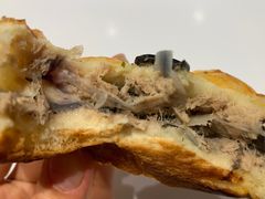金枪鱼面包-奈雪的茶(skp店)