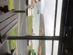 -12 Rocks Beach Bar Cafe