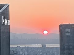 -云中捞高空旋转餐厅(商茂世纪广场店)