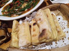 -老滇山寨•云南特色菜•地方菜•民族风情歌舞表演(金碧店)