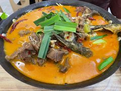 鱼羊鲜火锅-江城燕子大排档(江汉路步行街店)