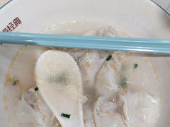 -小杨生煎(浦江欢乐颂店)