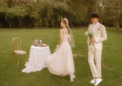 -蒙太奇婚纱摄影(万达店)
