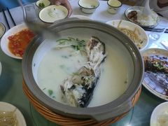 鱼头汤-天乐农家鱼头王(天目湖店)