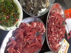 -牛一煲美食(江高店)