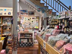 -猫的天空之城概念书店(杭州南宋御街店)